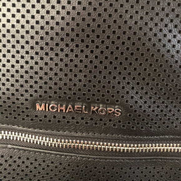 Michael Kors rhea zip perforated leather black - Picture 9 of 16